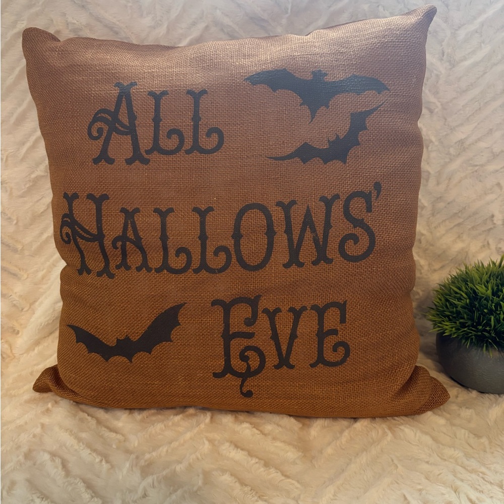 Halloween Decorative Pillow with Bats - Brown